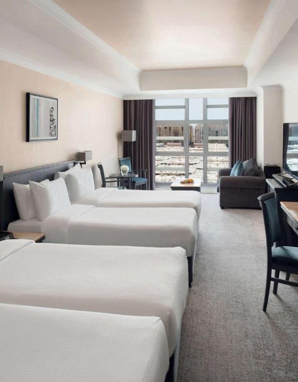 5 star Anwar Al Madinah hotel